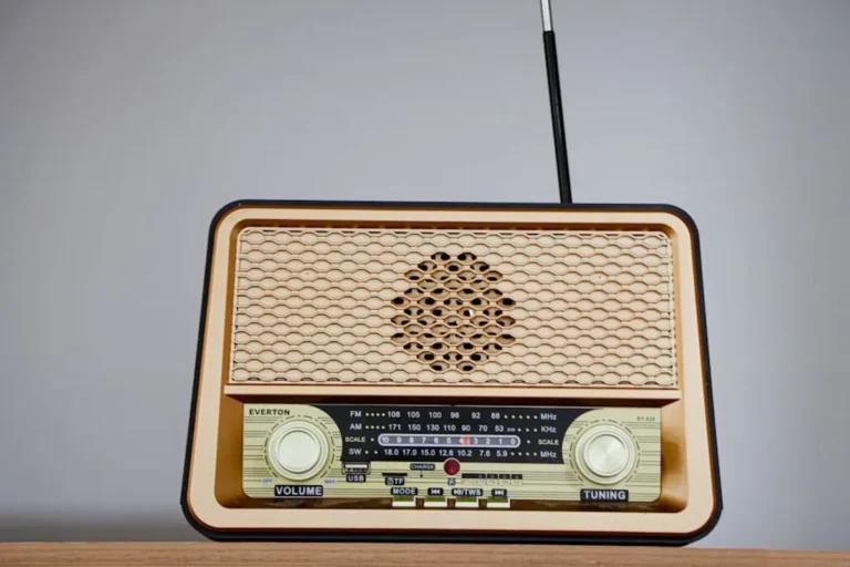 Interworldradio Review: What It Is, Features, Safety, and Alternatives