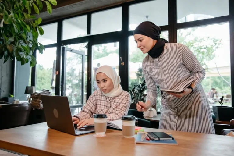 Islamic Ethics and Daily Life Explained