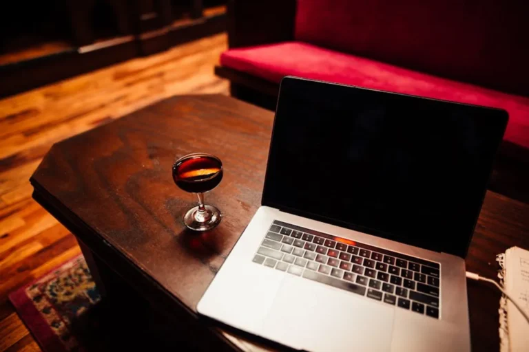 Porchdrinking Review: What It Is, Features, Safety, and Alternatives